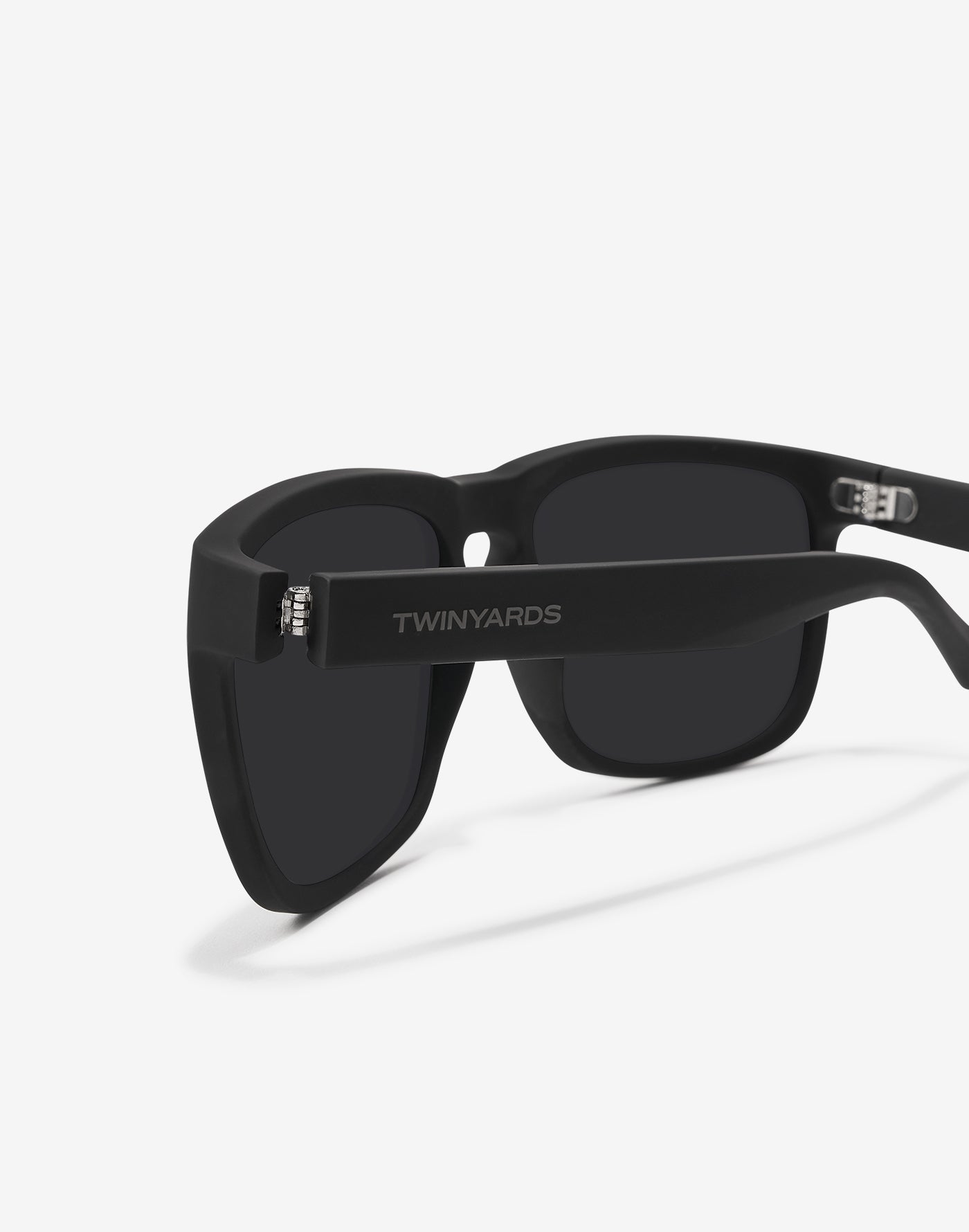 HERO XL ALL BLACK POLARIZED